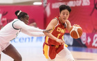 40中19，轟53分15板，女籃新雙核顯威。無(wú)張子宇，輸球亦有收獲。